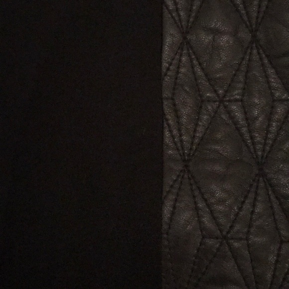 Leather min skirt - Picture 3 of 4